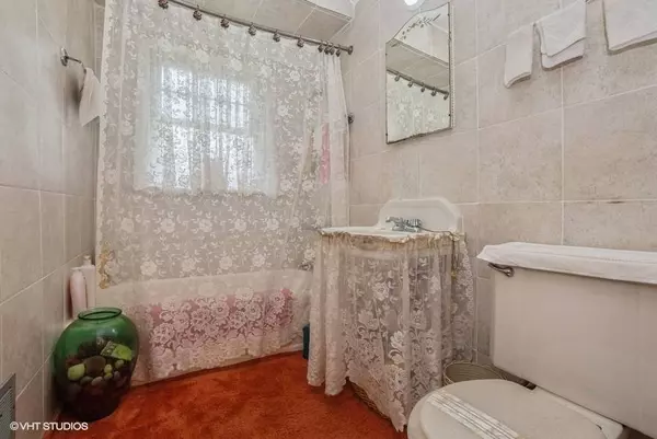 2152 E 96th ST, Chicago, IL 60617