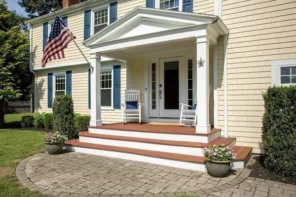 24 Deerpath Trl N, Duxbury, MA 02332