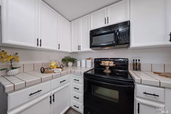 3762 Stoneglen N, Richmond, CA 94806