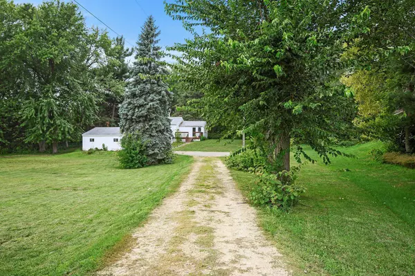 5373 Babcock TRL, Inver Grove Heights, MN 55077