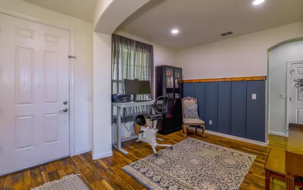 1746 Powder WAY, Plumas Lake, CA 95961