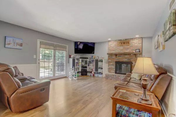 580 S Harbour DR, Noblesville, IN 46062