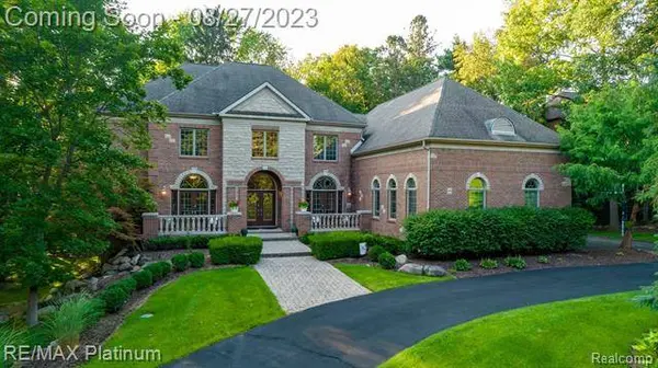 7326 FOREST Way, Brighton, MI 48116