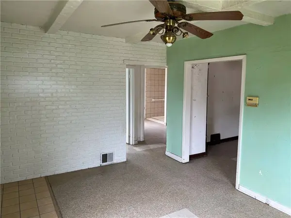 2686 Main St, White Oak, PA 15131