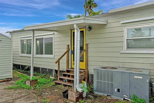 6241 TOWER DR, Hudson, FL 34667