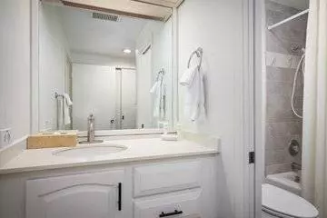 75-6040 ALII RD #501, Kailua-Kona, HI 96740
