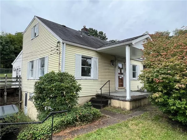 2686 Main St, White Oak, PA 15131