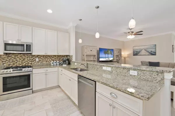 6125 NW Wick LN, Port Saint Lucie, FL 34983