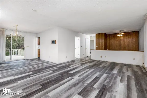 3338 Wesleyan DR, Anchorage, AK 99508