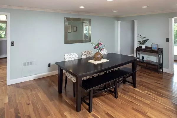 24 Deerpath Trl N, Duxbury, MA 02332