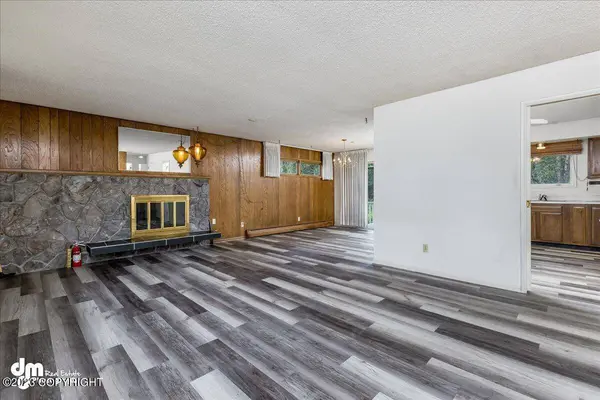 3338 Wesleyan DR, Anchorage, AK 99508