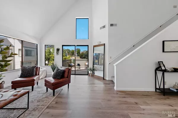 3762 Stoneglen N, Richmond, CA 94806