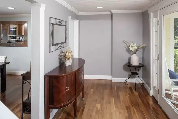 24 Deerpath Trl N, Duxbury, MA 02332