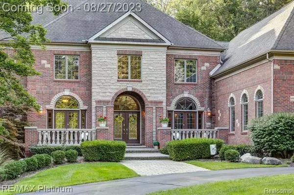 7326 FOREST Way, Brighton, MI 48116