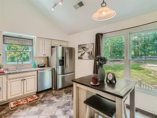 1160 Pine Grove DR, Alpharetta, GA 30009