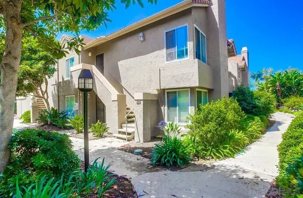 930 Via Mil Cumbres #215, Solana Beach, CA 92075