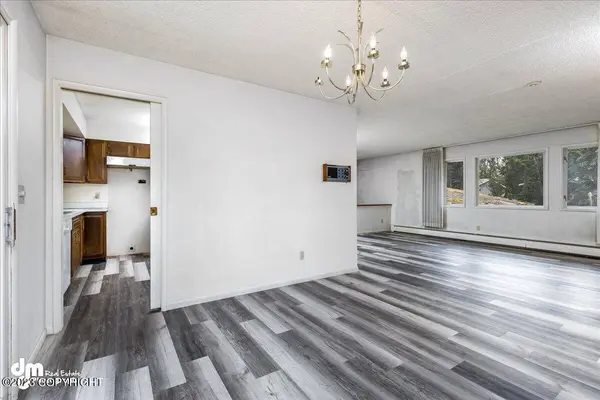 3338 Wesleyan DR, Anchorage, AK 99508