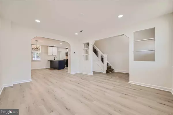 609 N LONGWOOD ST, Baltimore, MD 21216