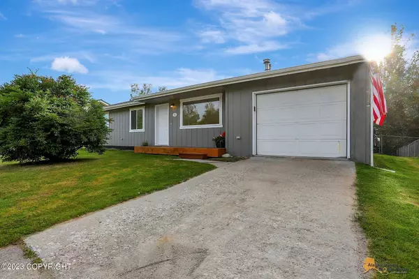 155 S Montgomery WAY, Palmer, AK 99645