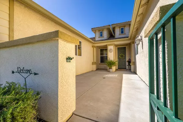 1746 Powder WAY, Plumas Lake, CA 95961