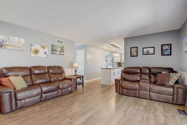 580 S Harbour DR, Noblesville, IN 46062