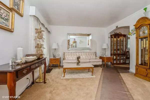 2152 E 96th Street, Chicago, IL 60617