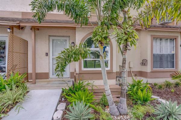 1303 BRIGADOON DR, Clearwater, FL 33759