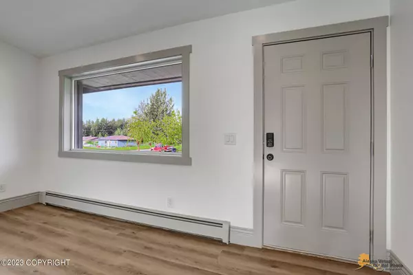 155 S Montgomery WAY, Palmer, AK 99645