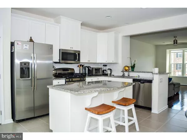 74 VILLAGE GREEN, Sicklerville, NJ 08081