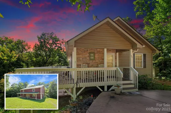 40 Autumn View DR, Hendersonville, NC 28792