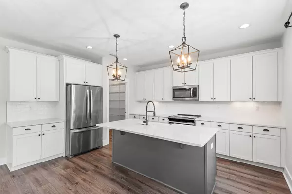 1922 Bluewater Boulevard, Niceville, FL 32578