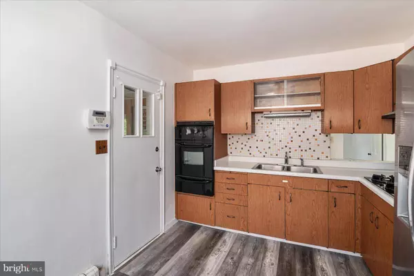 302 DELAWARE AVE, Glen Burnie, MD 21060