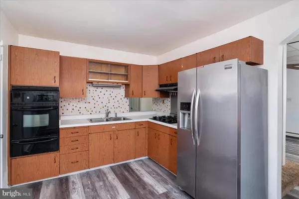 302 DELAWARE AVE, Glen Burnie, MD 21060