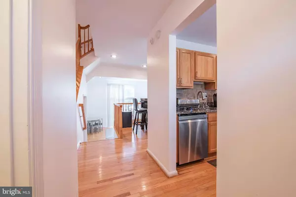 17703 LOCHNESS CIR #2, Olney, MD 20832