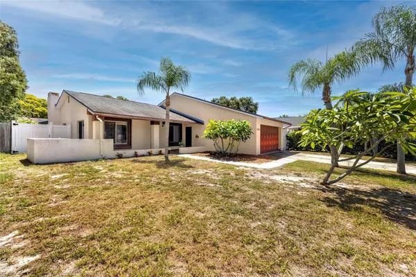 1931 HASTINGS DR, Clearwater, FL 33763