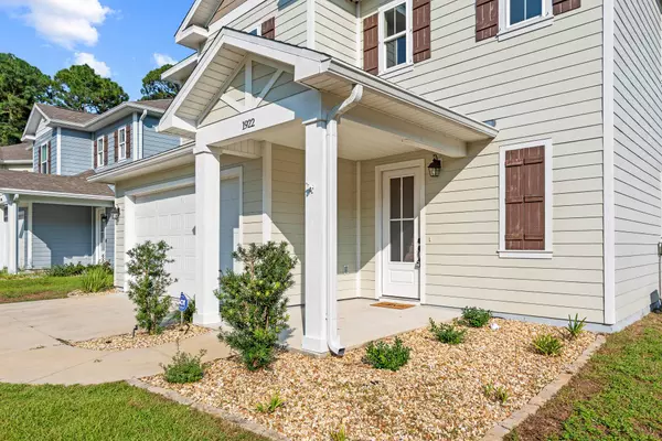 1922 Bluewater Boulevard, Niceville, FL 32578