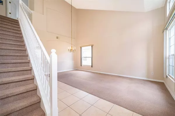 137 SUNSET VIEW DR, Davenport, FL 33837