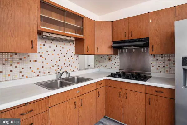 302 DELAWARE AVE, Glen Burnie, MD 21060