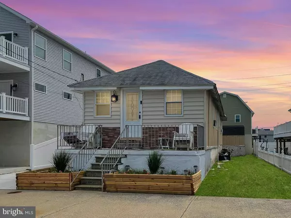 634 W MAPLE AVE, Wildwood, NJ 08260