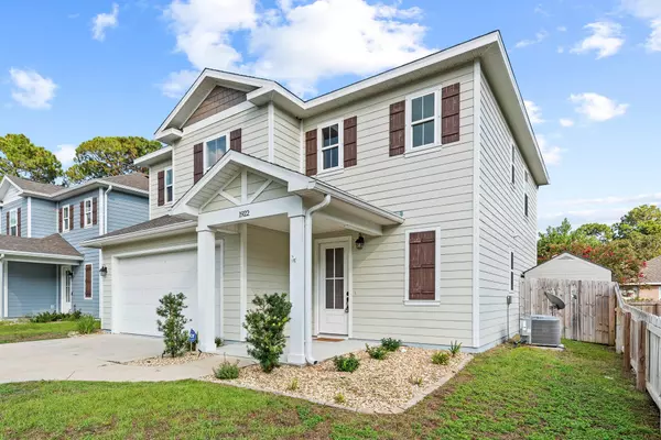 1922 Bluewater Boulevard, Niceville, FL 32578