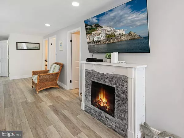 634 W MAPLE AVE, Wildwood, NJ 08260