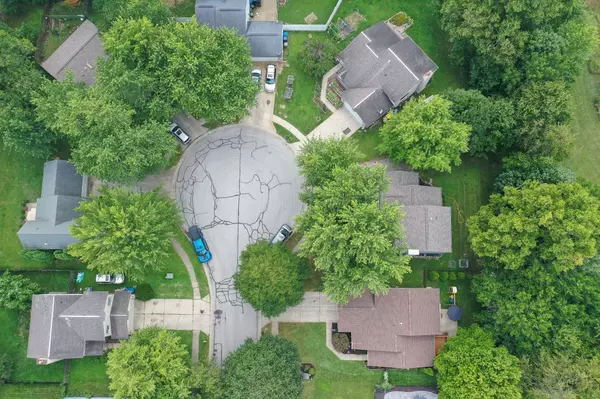 9194 Northgate CT, Noblesville, IN 46060