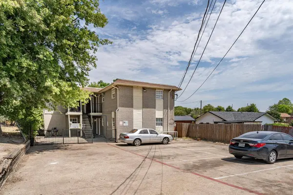 1814 W E Roberts Street, Grand Prairie, TX 75051