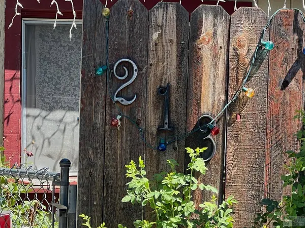 213 Willow Street, Loyalton, CA 96118