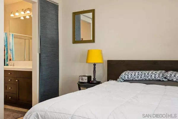 2368 Sentinel Ln, San Marcos, CA 92078