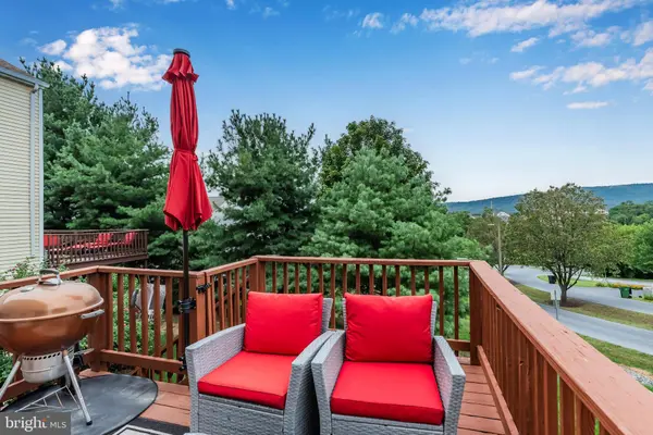 2213 BUTTONWOOD CIR, Harrisburg, PA 17110