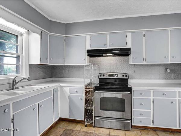 444 W Sunset Hills, Morristown, TN 37814