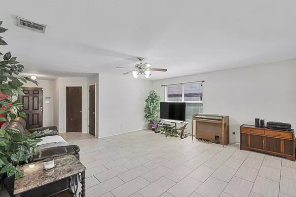 6615 Free Range Drive, Dallas, TX 75241