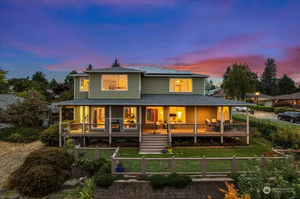 10784 Marine View DR SW, Seattle, WA 98146