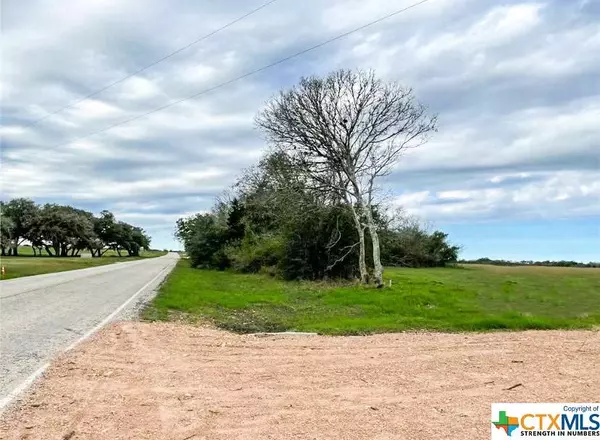 TBD Fm 531, Hallettsville, TX 77964